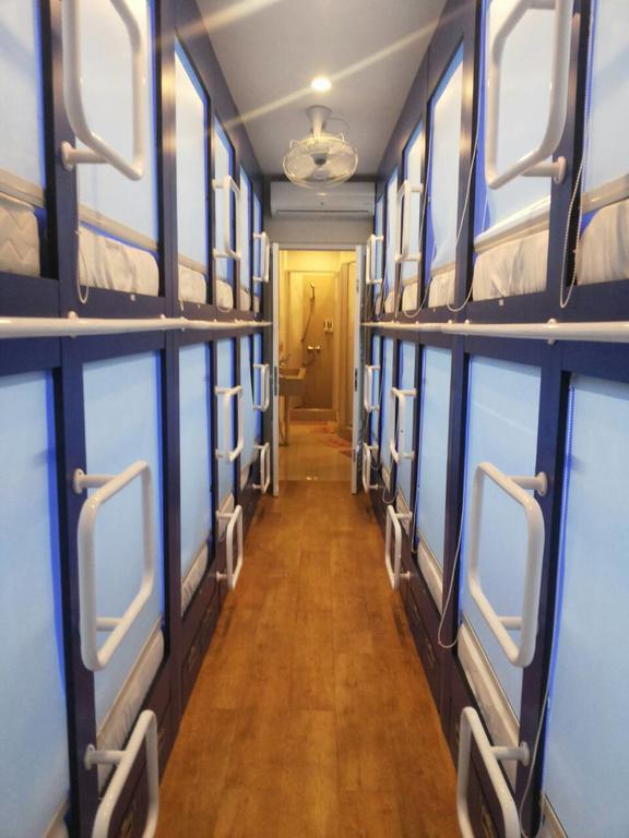 Qb Sleep Capsule Hotel Kuta Lombok Esterno foto
