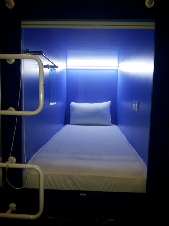 Qb Sleep Capsule Hotel Kuta Lombok Esterno foto