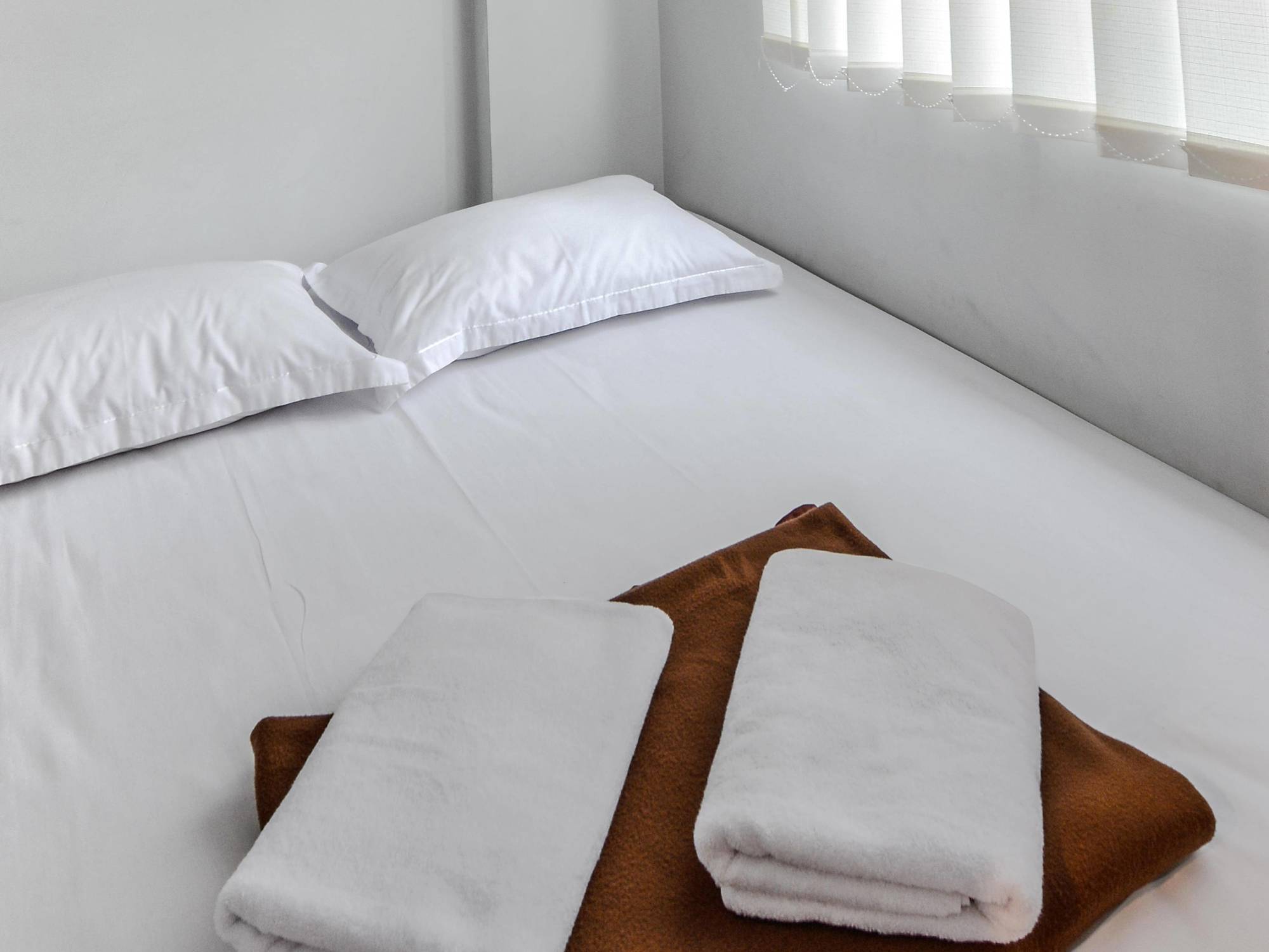 Qb Sleep Capsule Hotel Kuta Lombok Esterno foto